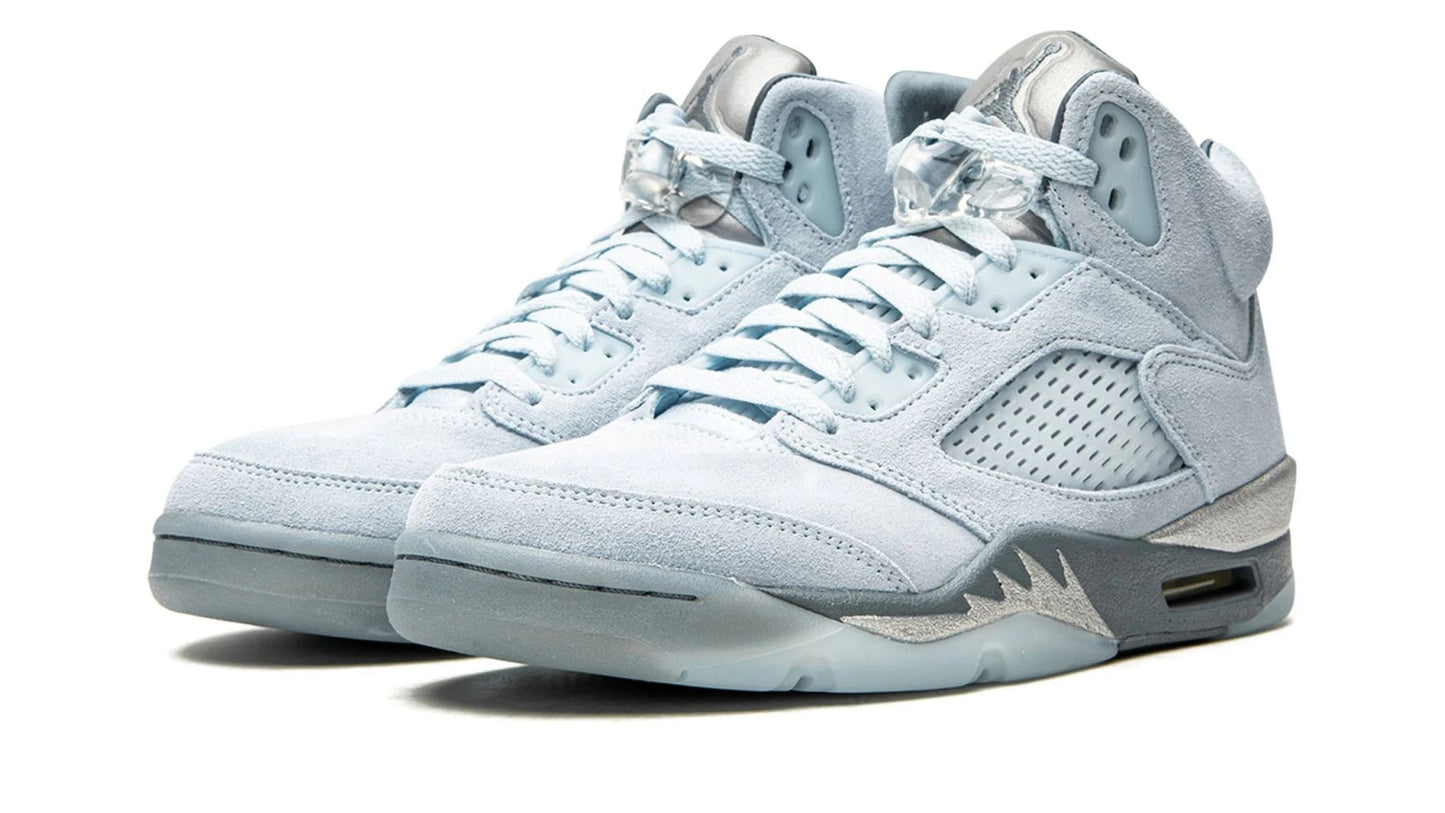 AIR JORDAN 5 RETRO WMNS "Blue Bird"